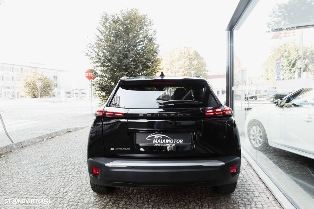Peugeot e-2008 50 kWh Allure - 23