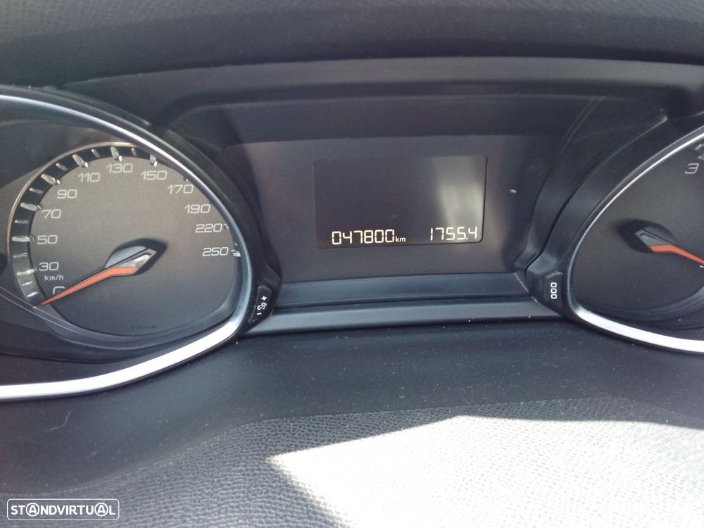 Peugeot 308 1.2 VTi Active - 13