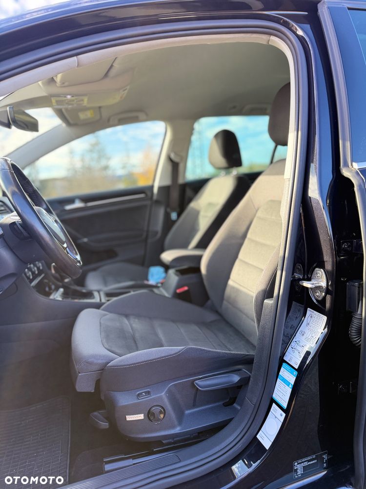 Volkswagen Golf 2.0 BlueTDI DSG Highline - 18