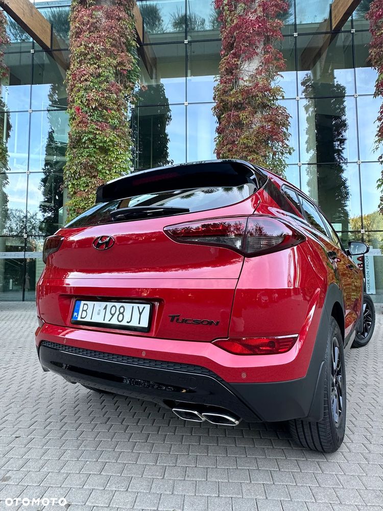 Hyundai Tucson 2.0 CRDI BlueDrive Comfort 2WD - 19