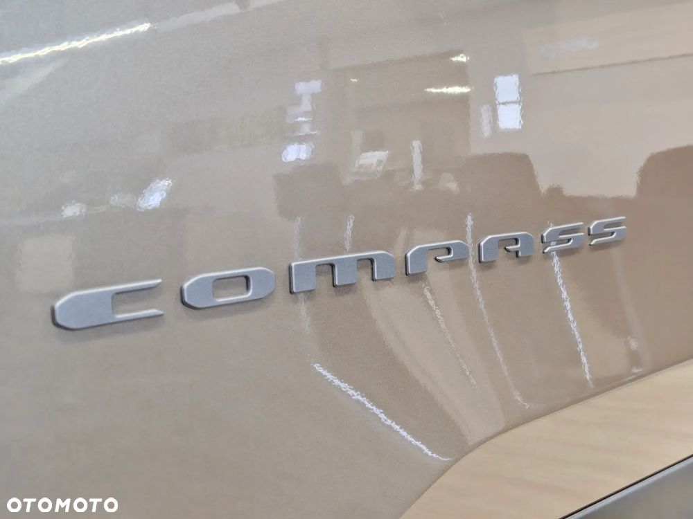 Jeep Compass 1.2 T3 mHEV Altitude FWD DCT - 21