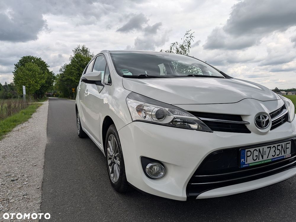 Toyota Verso 1.6 Sol EU5 7os - 7