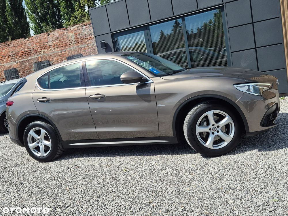 Alfa Romeo Stelvio 2.2 16V AT8 Executive - 17