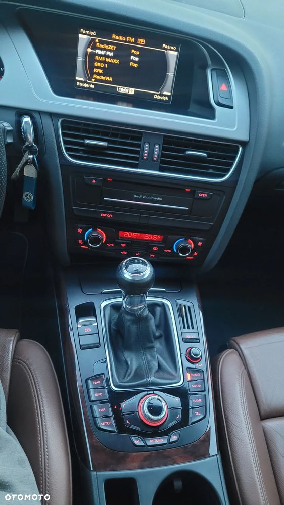 Audi A4 Avant 2.0 TDI DPF - 11