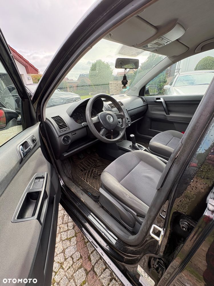 Volkswagen Polo - 14
