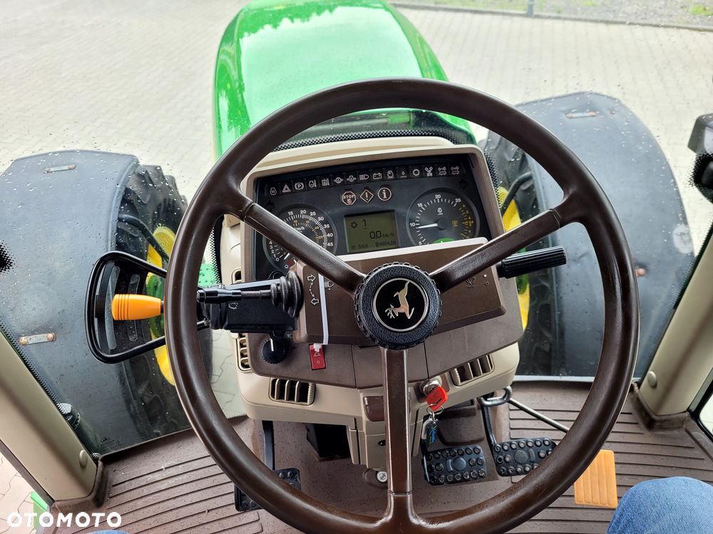 John Deere 6820 PREMIUM Powe rQuad - 16