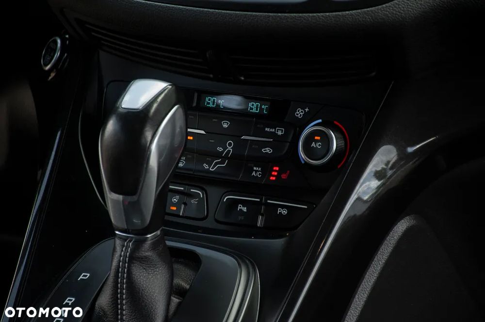 Ford Kuga 1.5 EcoBoost 4x4 ST-Line - 25
