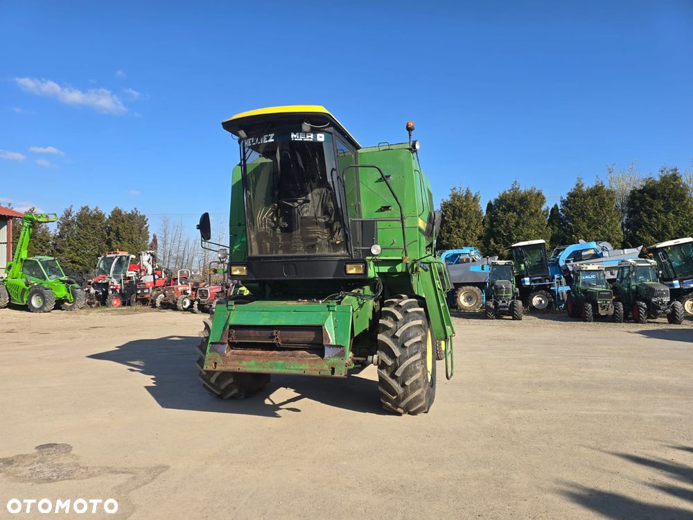 John Deere 1075 - 5
