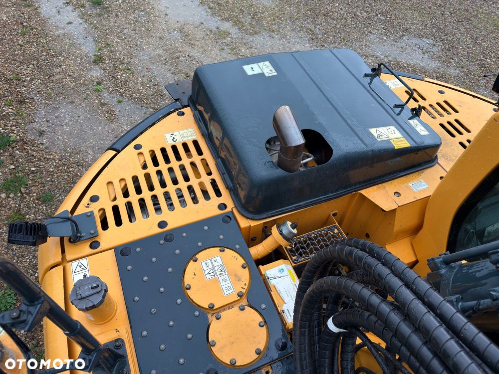 Hyundai HX 235 LCR - 11