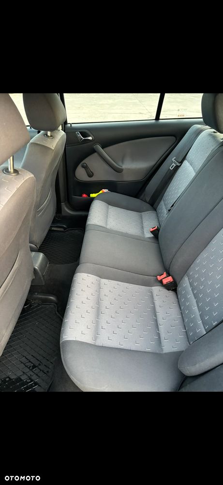 Skoda Octavia 1.9 TDI Tour - 9