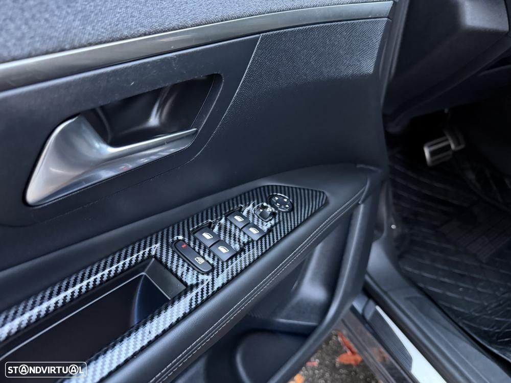 Peugeot 3008 1.6 BlueHDi GT Line EAT6 - 18