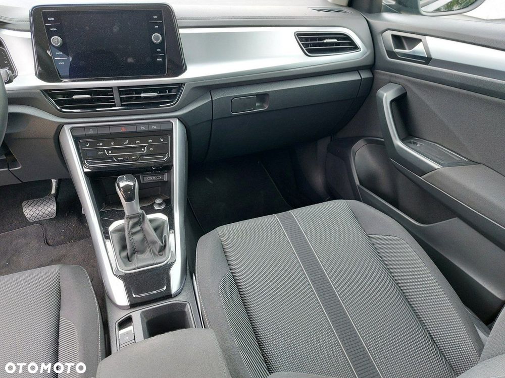 Volkswagen T-Roc - 22