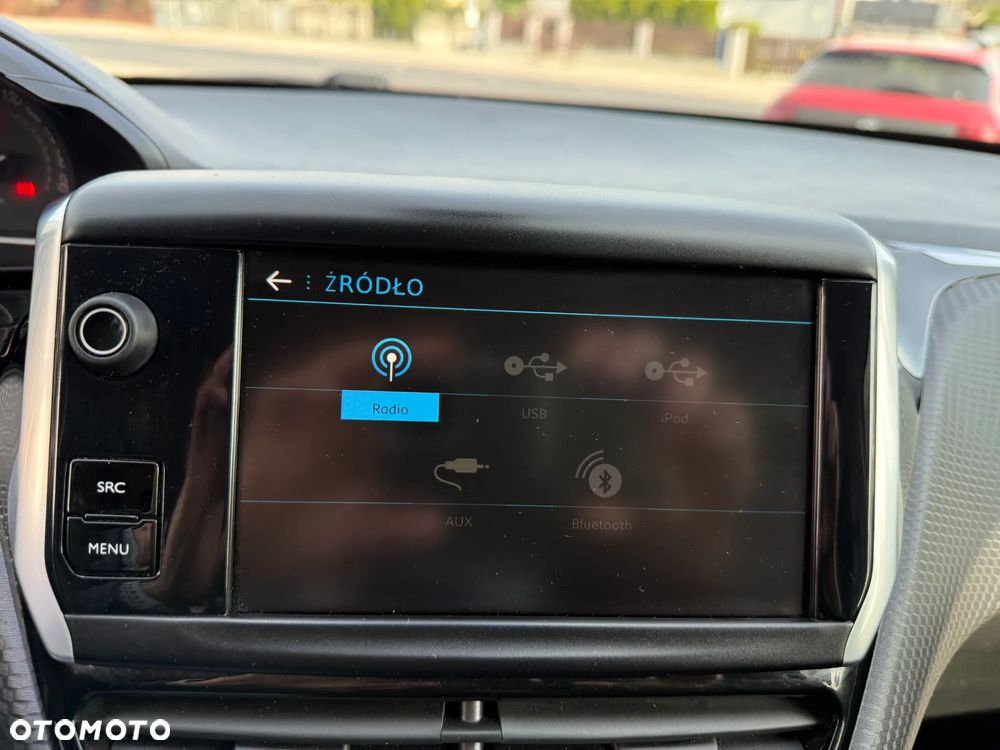 Peugeot 2008 PureTech 82 Style - 24
