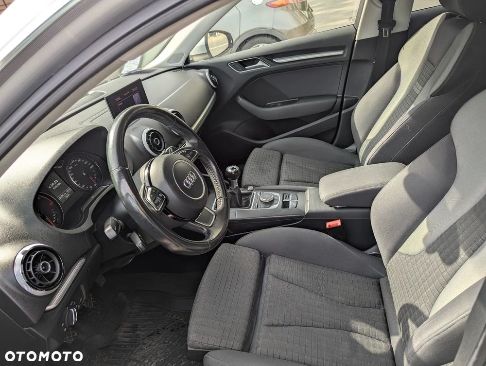 Audi A3 Sportback 2.0 TDI Attraction - 12