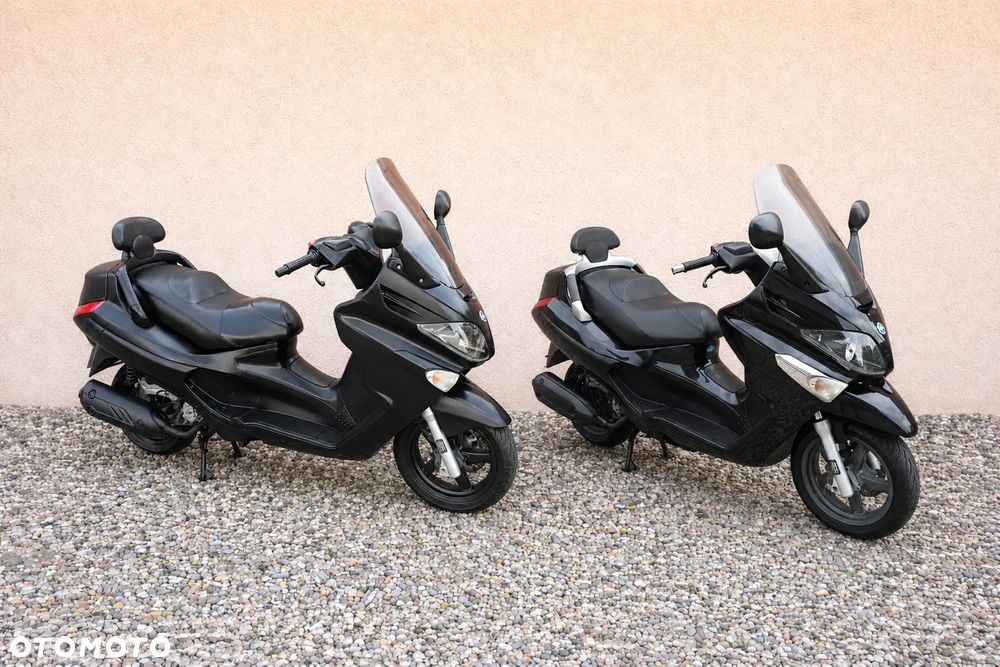 Piaggio Xevo - 1