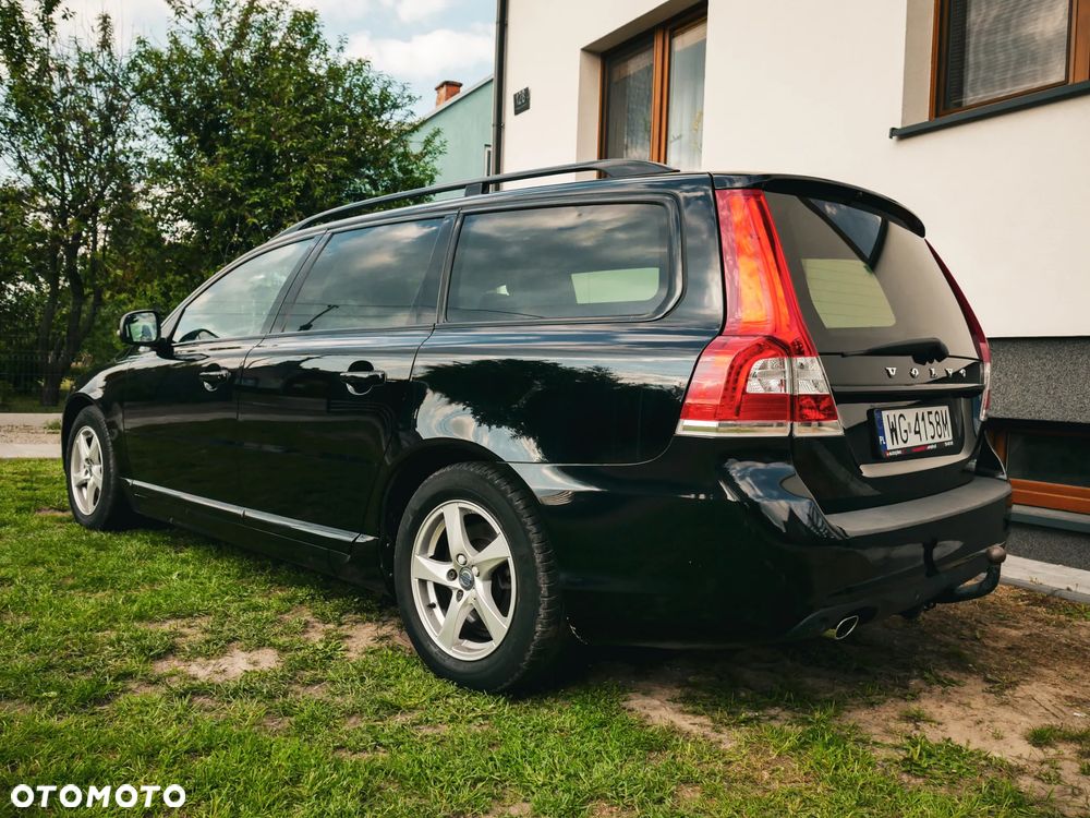 Volvo V70 D4 Black Edition - 8