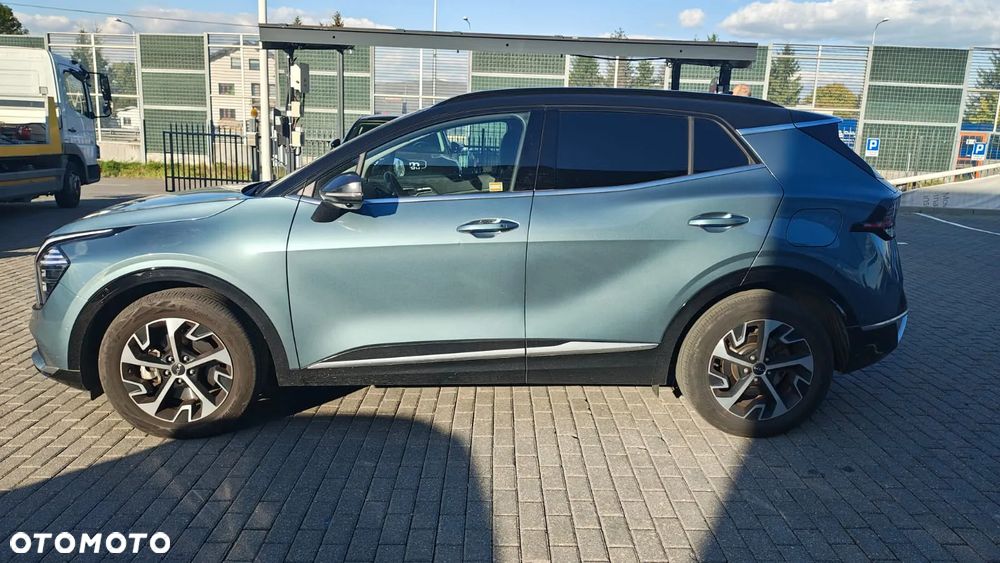 Kia Sportage 1.6 T-GDI HEV Business Line 4WD - 2