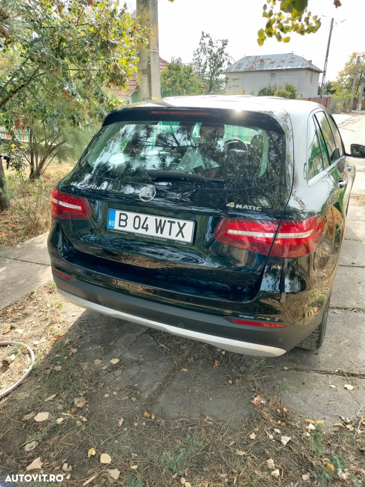 Mercedes-Benz GLC 220 d 4MATIC 9G-TRONIC - 11