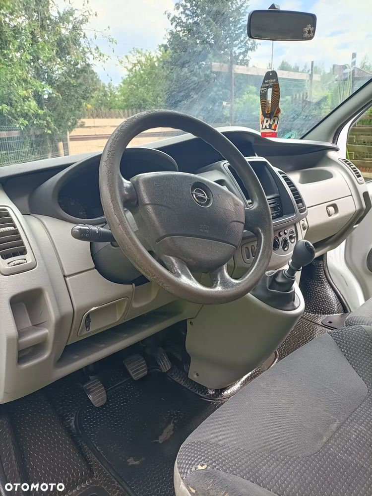 Opel Vivaro - 7