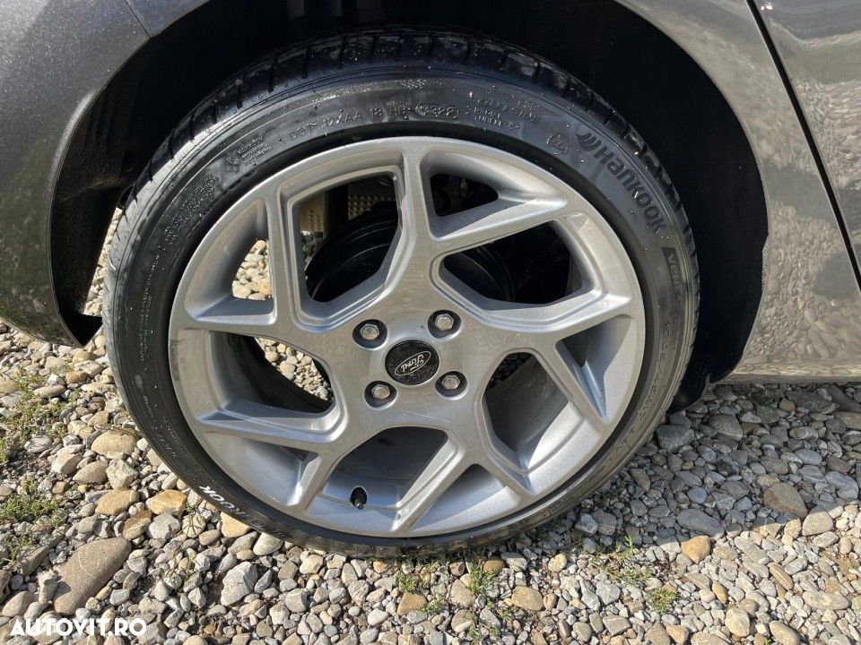 Ford Fiesta - 15