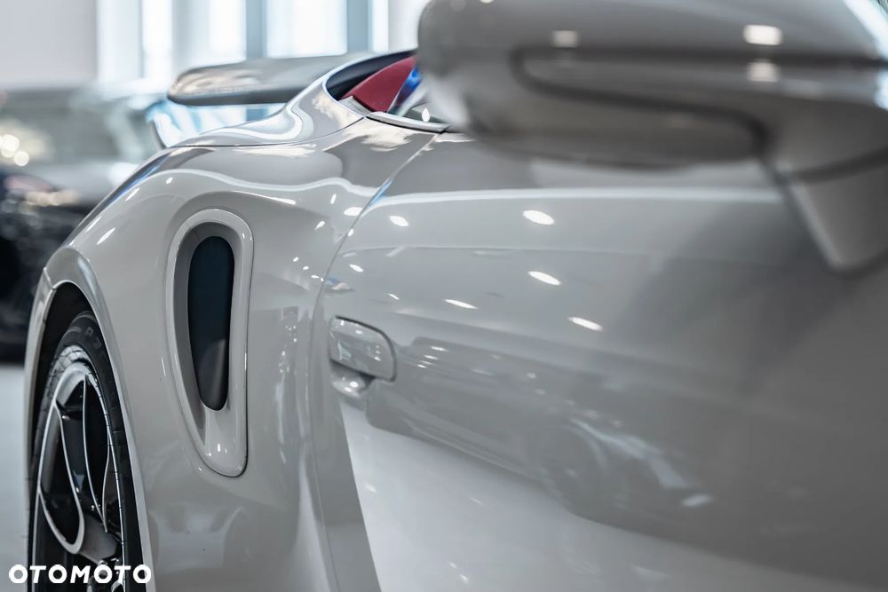 Porsche 911 Turbo S - 14