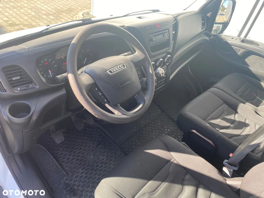 Iveco DAILY 35S15 L3H2 Brygadówka (6 os.) / Hak - 21