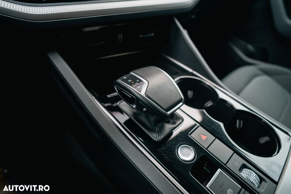 Volkswagen Touareg 3.0 V6 TDI 4Motion DPF Automatik - 23