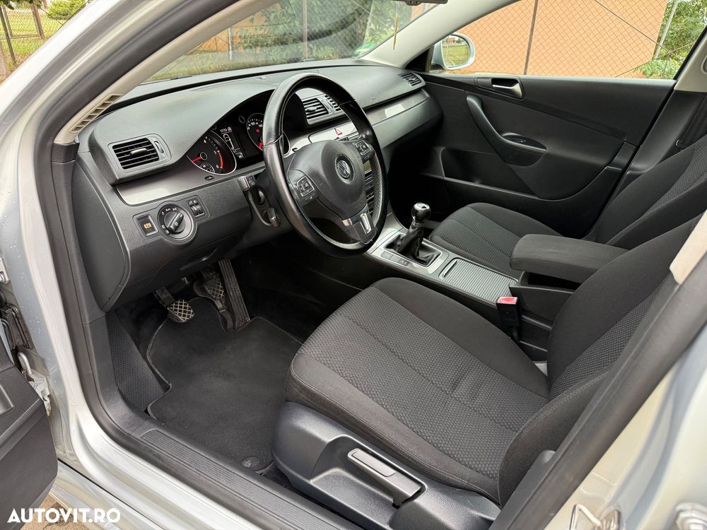 Volkswagen Passat - 7