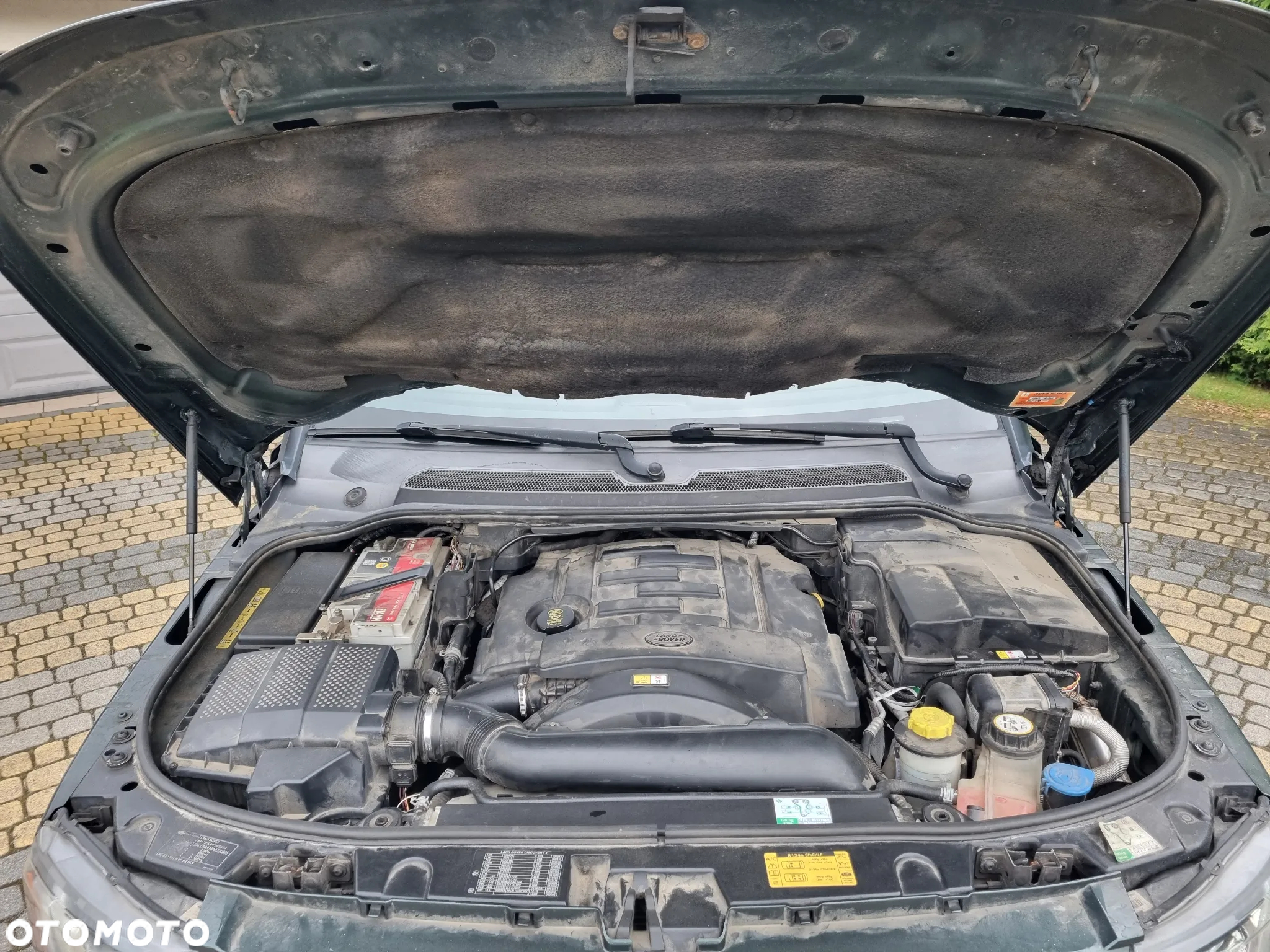 Land Rover Discovery IV 2.7D V6 S - 20