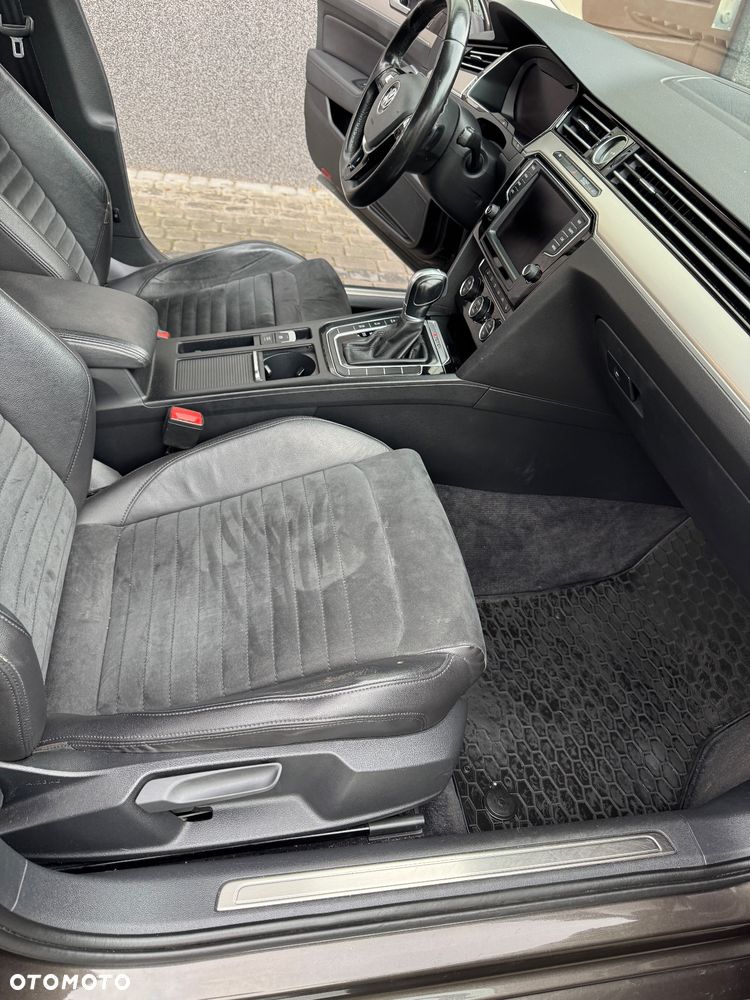 Volkswagen Passat 2.0 TDI BMT 4Mot Highline DSG - 37