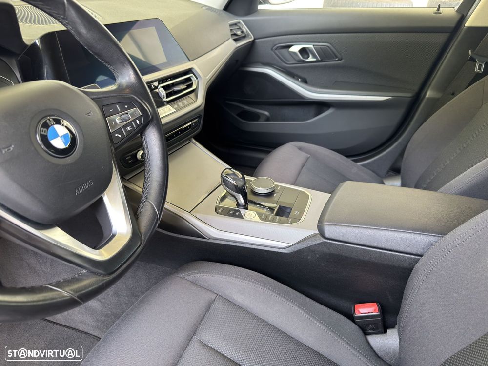 BMW 330 e Corporate Edition Auto - 23