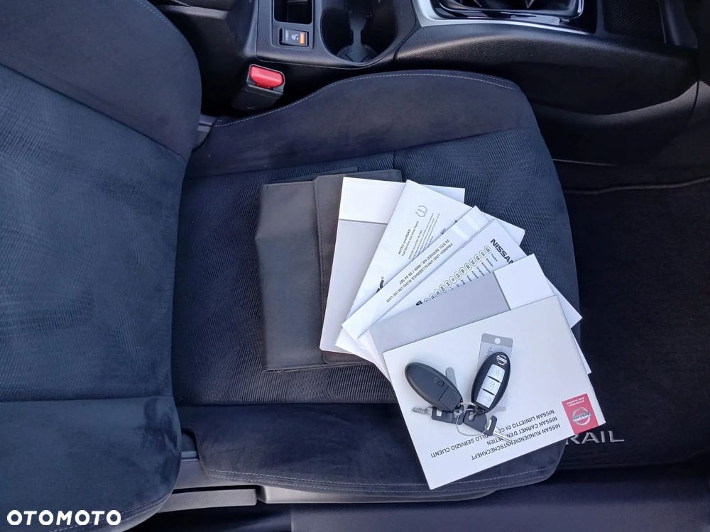 Nissan X-Trail 1.6 DIG-T Tekna 2WD - 29