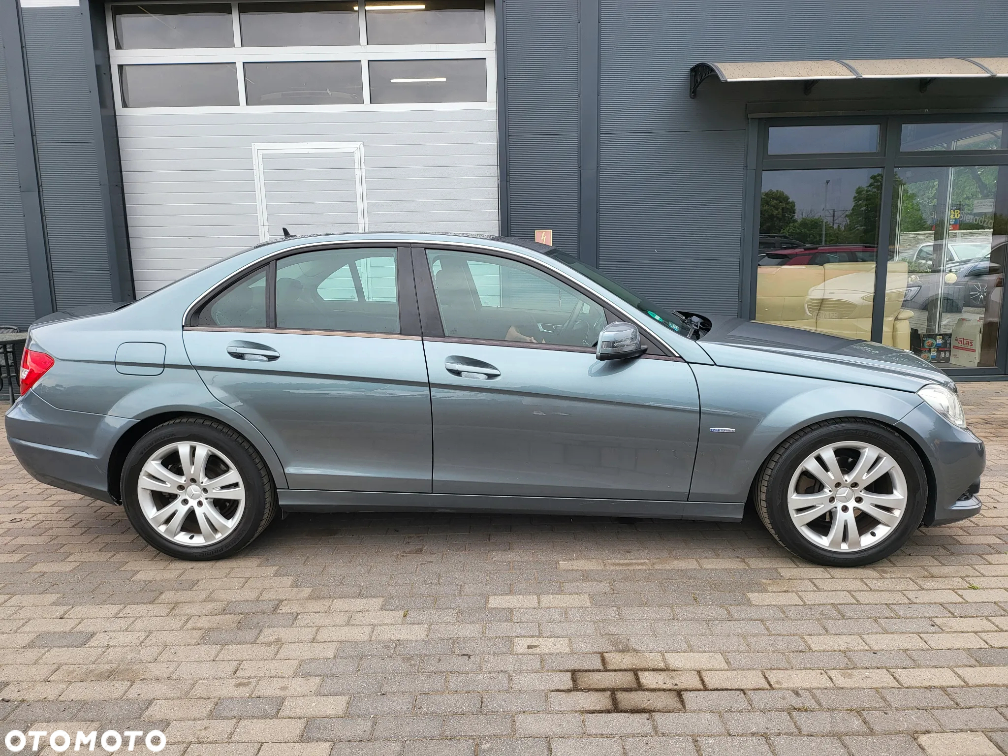Mercedes-Benz Klasa C 220 CDI BlueEff Edition Elegance - 15