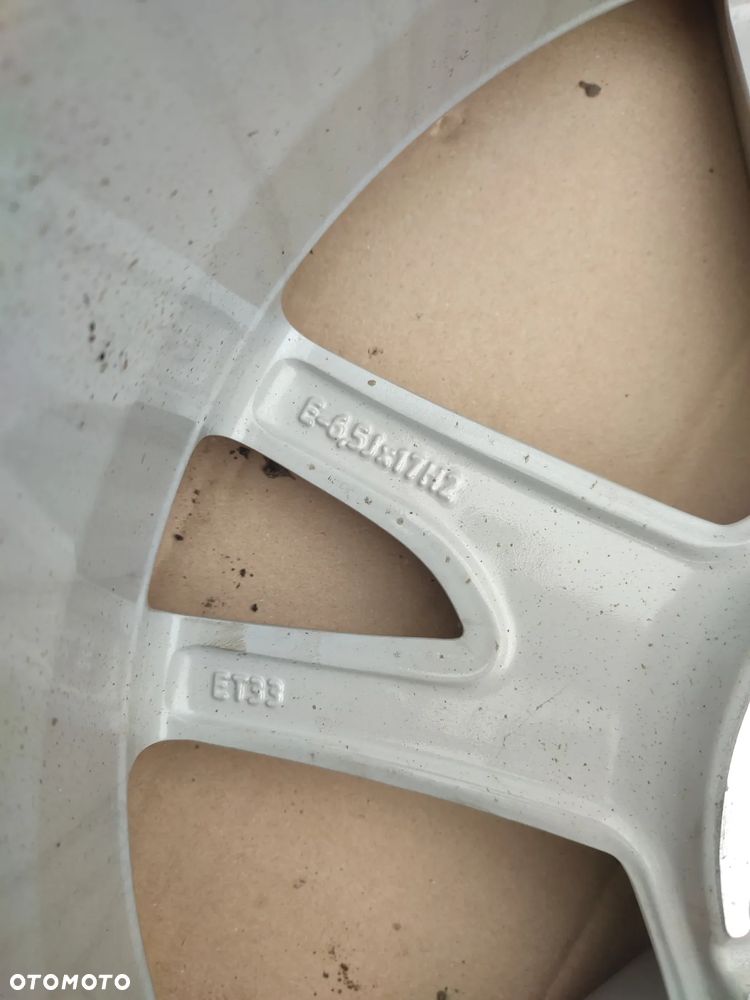 Felga aluminiowa Audi 17 cali 5x112 6.5Jx17 ET33 8U0071497 - 2
