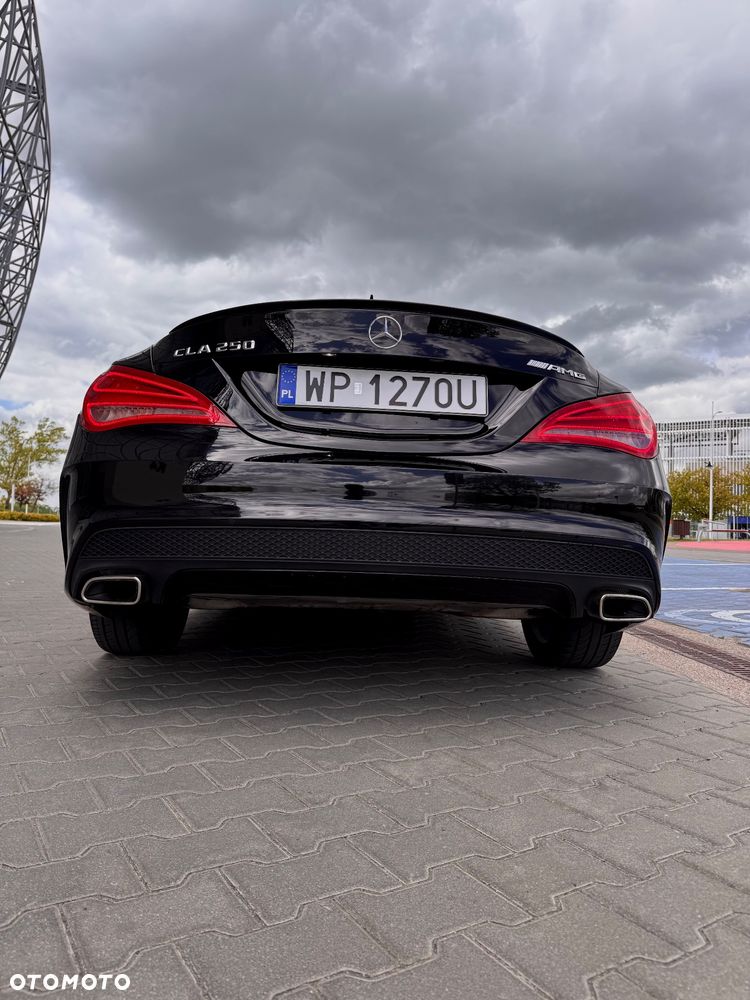 Mercedes-Benz CLA 250 4Matic 7G-DCT AMG Line - 6
