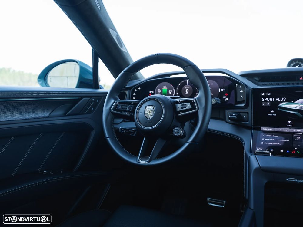 Porsche Cayenne Electric Turbo - 22