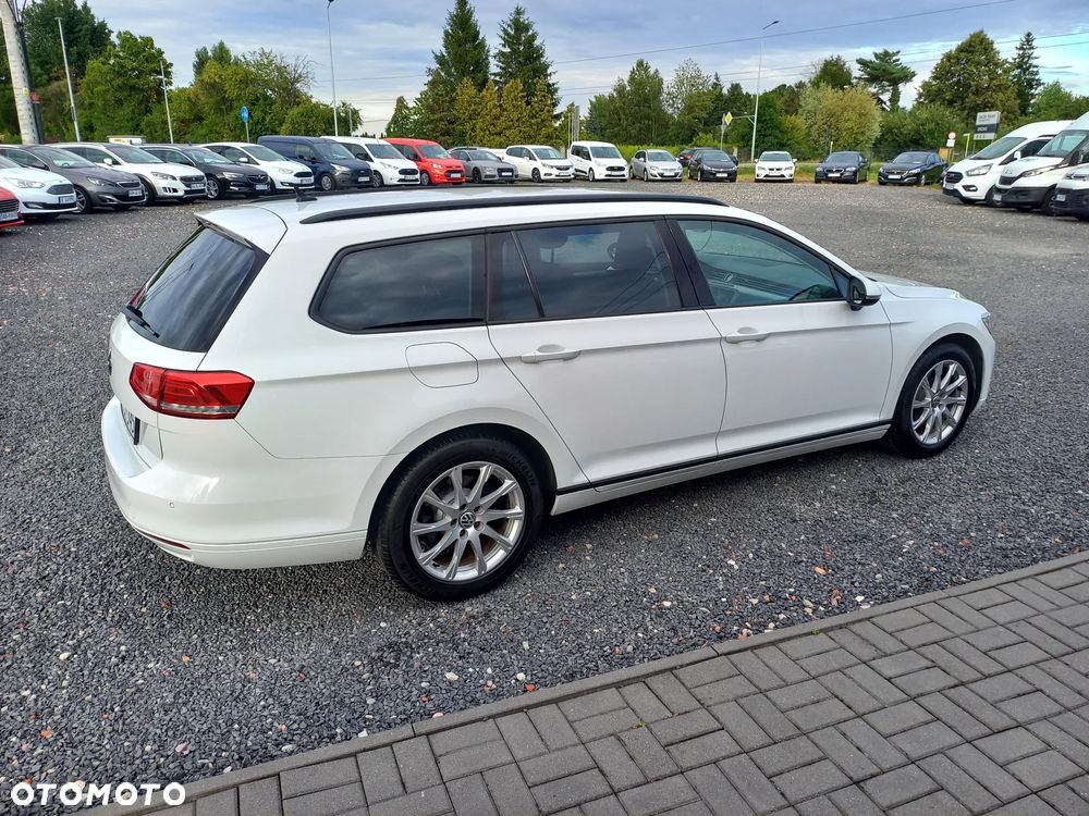 Volkswagen Passat - 7