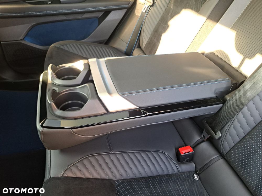 Renault Rafale E-TECH Full Hybrid 200 Esprit Alpine - 26