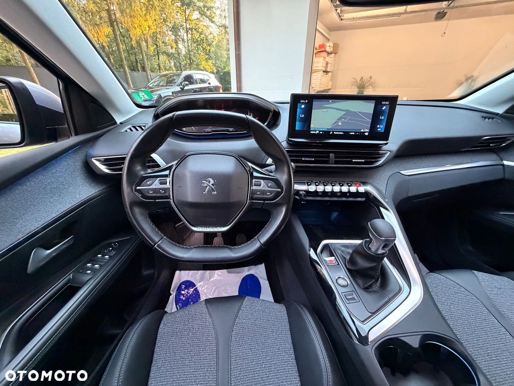 Peugeot 5008 BlueHDI 130 EAT8 Active Pack - 8