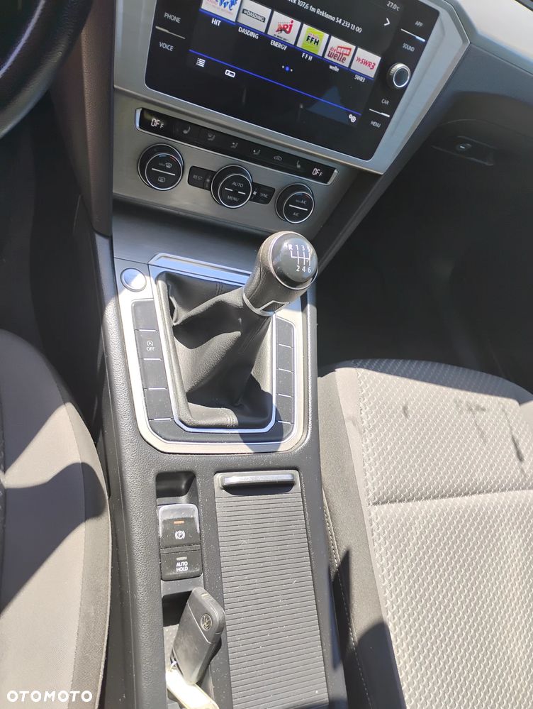 Volkswagen Passat Variant 1.4 TSI (BlueMotion Technology) Comfortline - 25