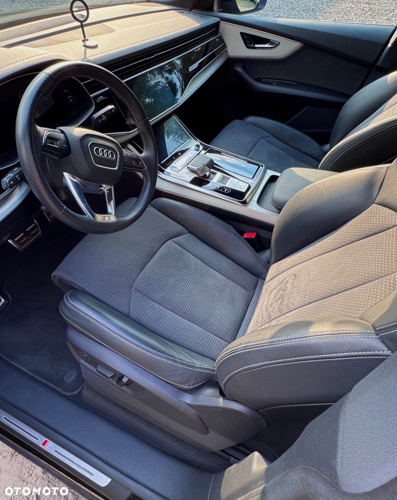 Audi Q8 55 TFSI mHEV Quattro Tiptronic - 10