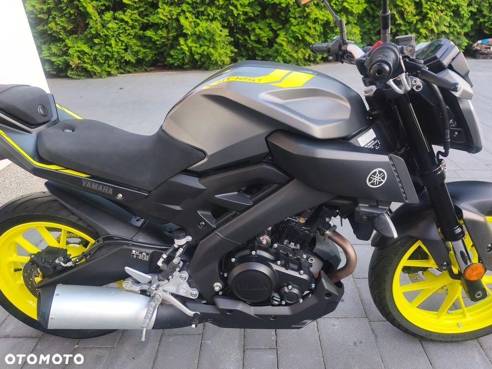 Yamaha MT - 13