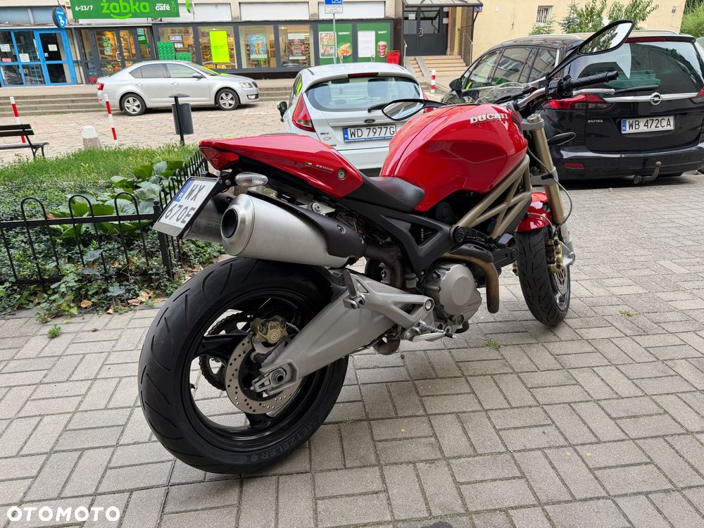 Ducati Monster - 7