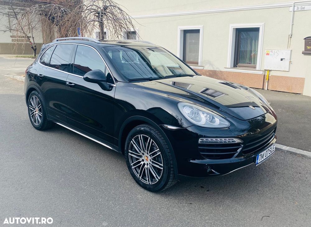 Porsche Cayenne - 8
