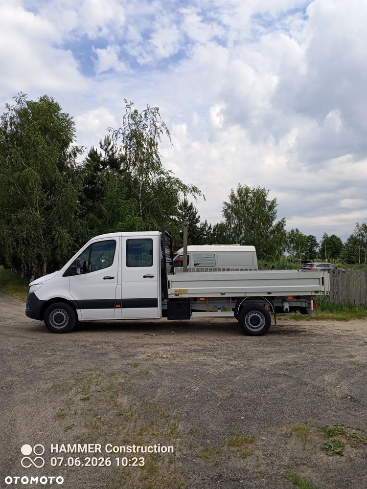Mercedes-Benz Sprinter - 1