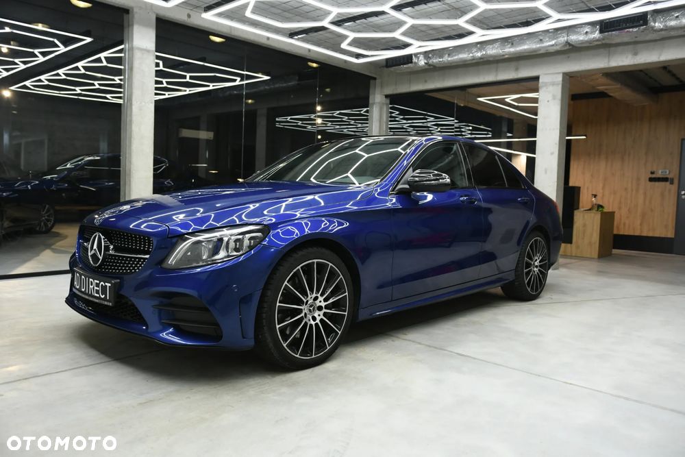 Mercedes-Benz Klasa C 300 d 4MATIC 9G-TRONIC