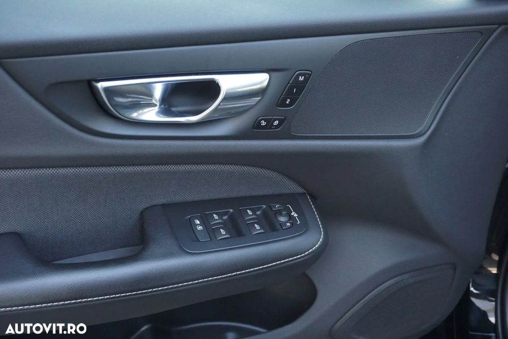 Volvo V60 T6 AWD Recharge Geartronic RDesign - 10