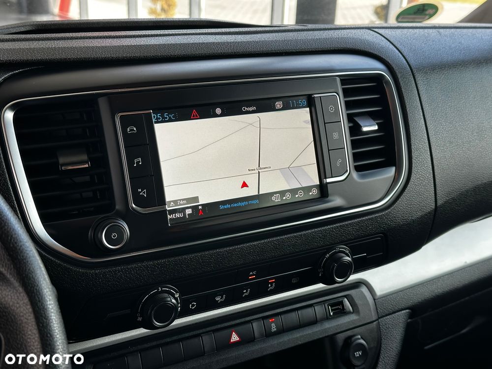 Peugeot Traveller - 18