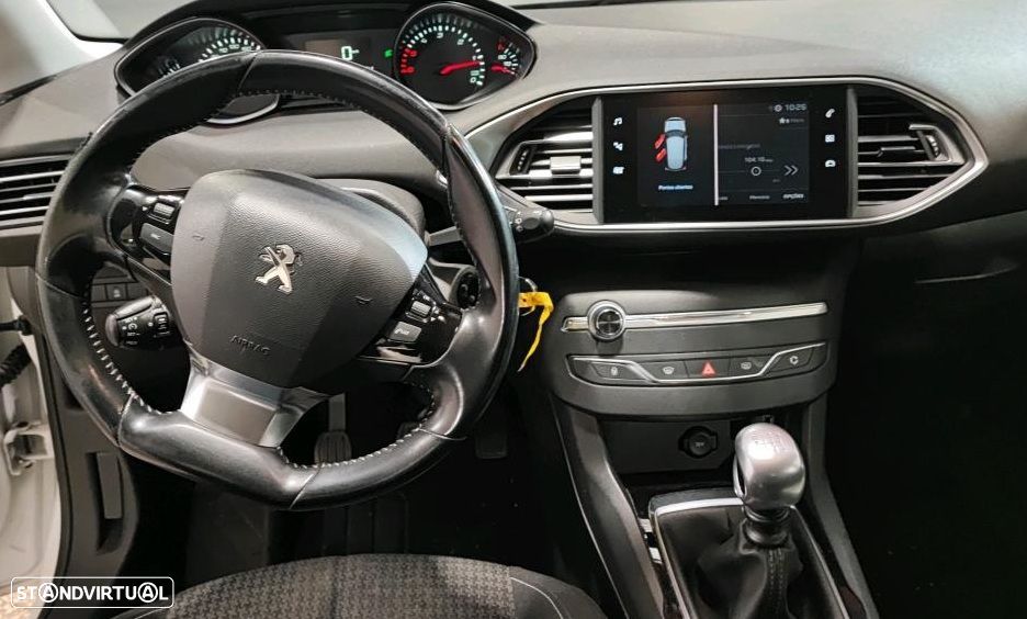 Peugeot 308 1.5 BlueHDi Business Line - 4