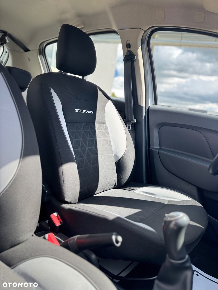 Dacia Sandero Stepway - 12